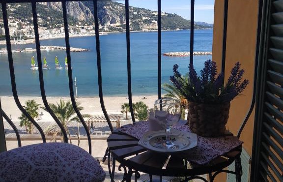 Vista mare vecchia città