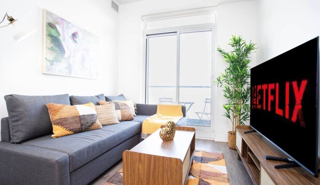 Vista Suites - 2BR - 10 min walk to Eaton Centre