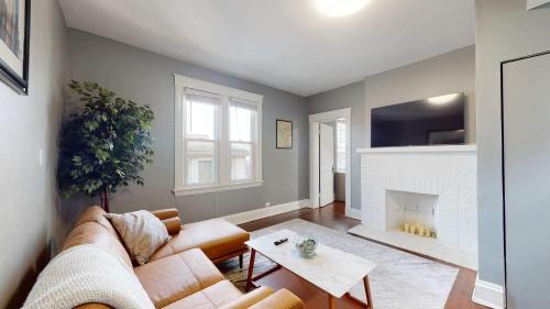 Vista View Villa Suites 2 Private Condos