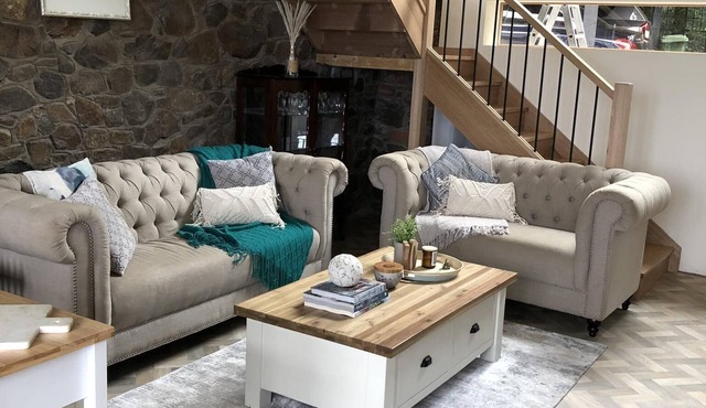 Vista Views - Your own private guest house with spectacular views atop the stunning Mt. Dandenong.