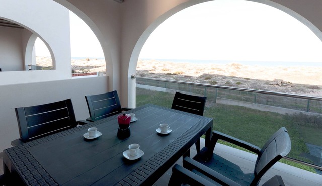 VISTAMAR 1 - Fantastic house with terrace and next to the sand of the beach La Devesa, in