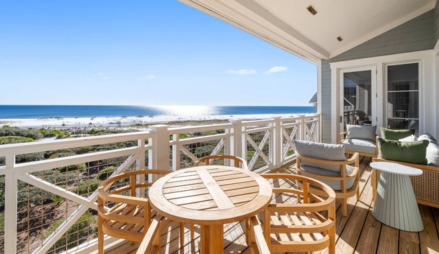 "Vitamin Sea" | Beachfront | 4 Bikes Included