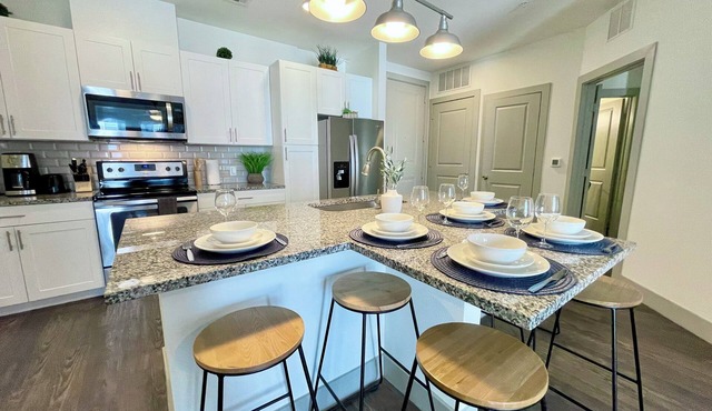 Vitruvian Park, North Dallas 2BR