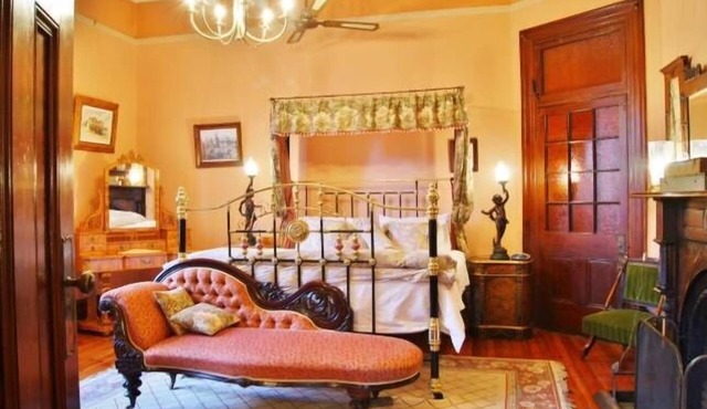 Viva Music Apartment - Buxton Mansion