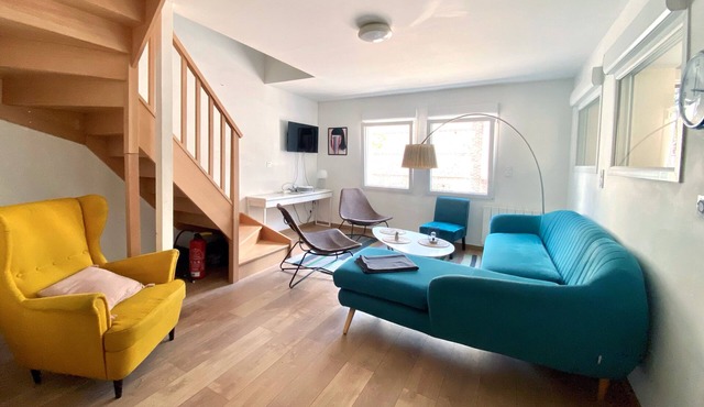 Vivre au Cœur de Rouen : Maison de Ville Moderne