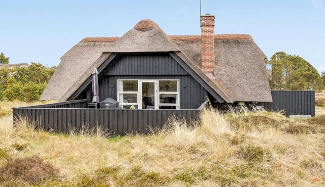 "Vladan" - 1.6km from the sea by Interhome