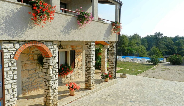 Vocation Home Ana In Kringa Istra, 8 Persons, 3bedrooms, 2 Bathrooms, with Pool
