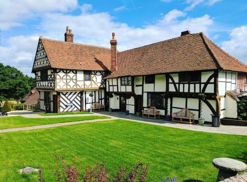 voco Lythe Hill Hotel & Spa by IHG