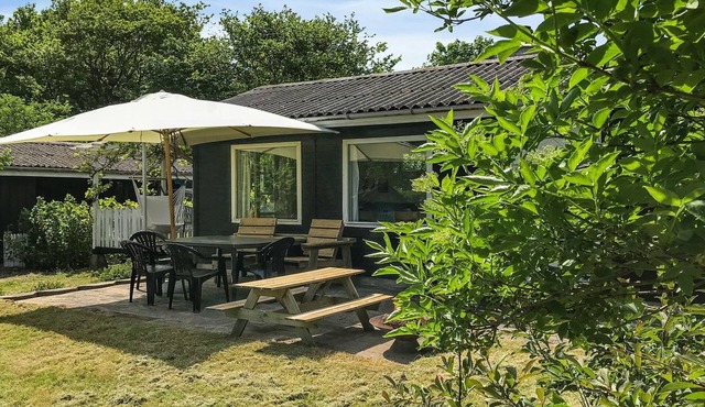 "Vojo" - 100m from the sea by Interhome