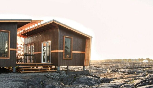Volcano Escape Epic Tiny Home on Lava Field with Volcano Views