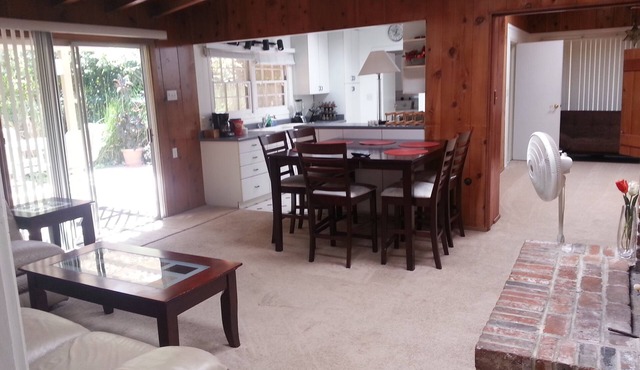 Volleyball Court 5 blocks to La Jolla Shores beach Add adjacent home & sleep 29