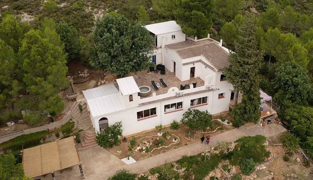 VOLUBILIS VILLA with 3 guest rooms