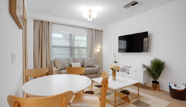 Vonder Miami Beach - Unit 17