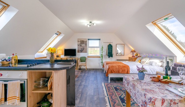 Vorlich - One Bedroom House, Sleeps 2