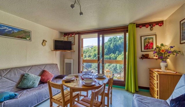 Vostok Zodiaque by Interhome