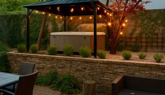 ❤️ Voted a VRBO Flagstaff favorite! Great mountain location w/spa, super clean.