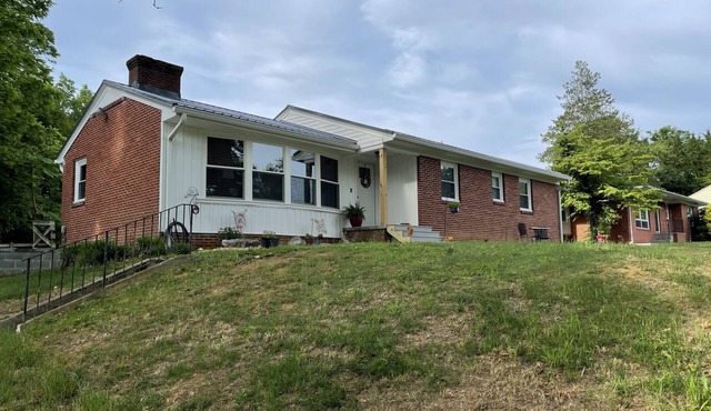 VT Football/Graduation Rental