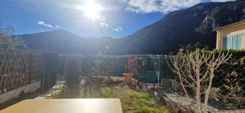 Vue époustouflante & Jardin à Saint-Martin-Vésubie