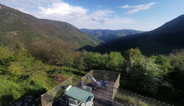 Vue Imprenable en Lozère, Baignades Randonnées et Sauna