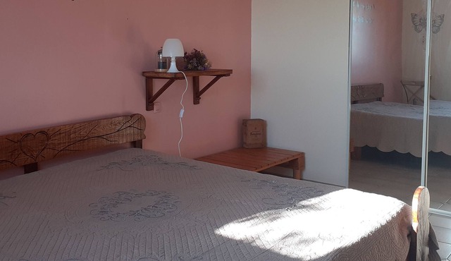 Vue Panoramique mer et Montagne Dans Havre de Paix