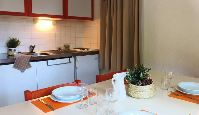 VVF Aubrac - 2 Room Gite 5 People 1 baby