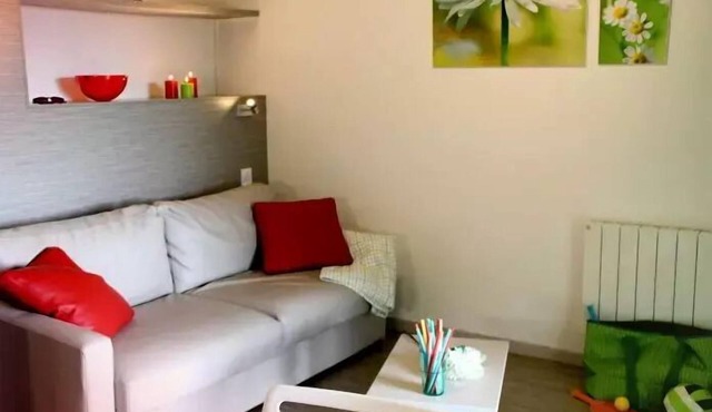 VVF Collonges-la-Rouge * - 3 Room Gîte 5 People 2 babies 2 shower rooms