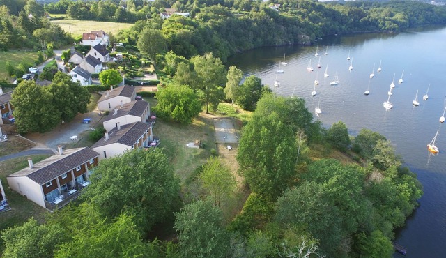 VVF Lac d'Eguzon, Eguzon Chantôme