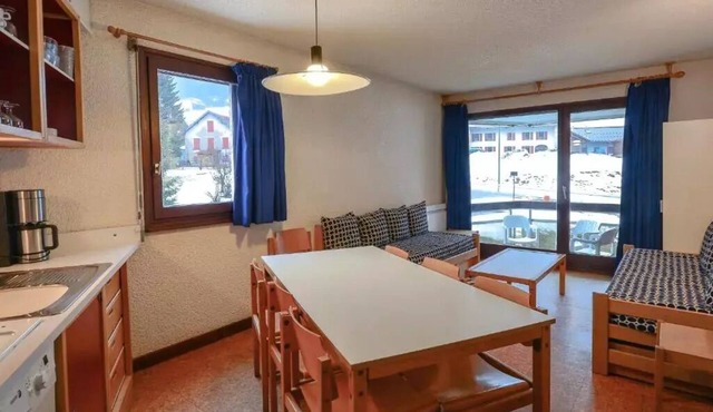 VVF Les Monts Jura - 3 Room Apartment 8 People