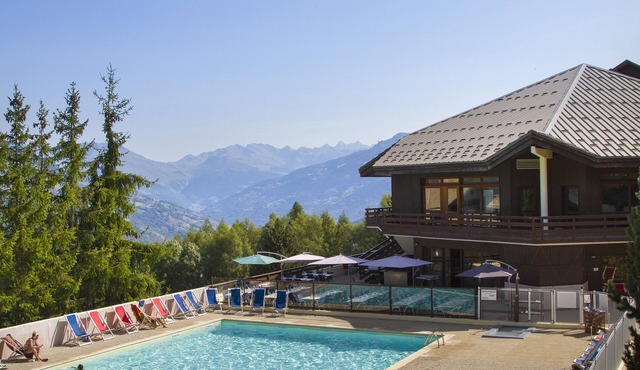 VVF Les sittelles à Montalbert