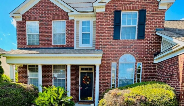 Vyntra House | Pool Table | 15 Min to Fort Jackson