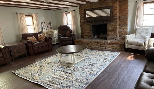 Wagon Wheel House – Nature & Wildlife Stay