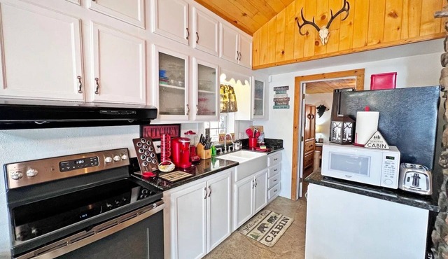 Wagon Wheel Ranch-2 Houses-Great for Families DVNP