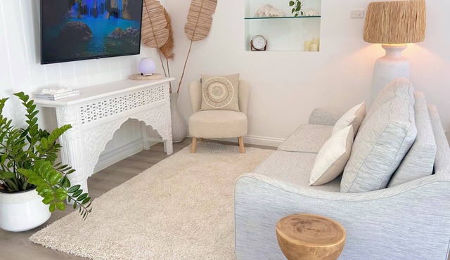 Wai Tui Villas, couples getaway-4min walk to beach