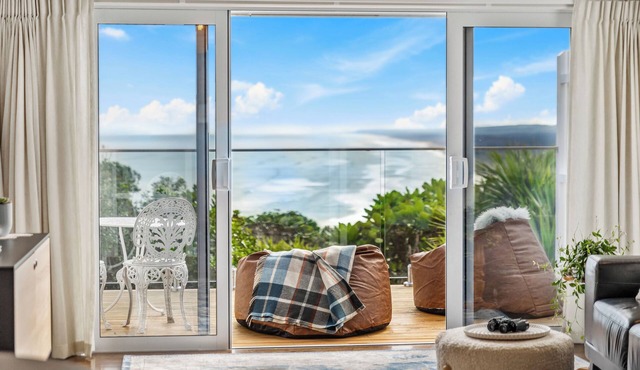 Waiata Manu Muriwai Birdsong Apartment Breathtaking Views!