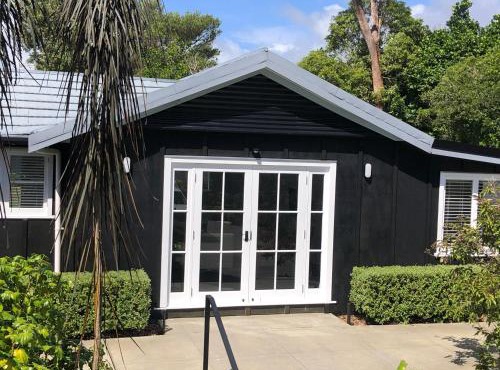 Waihinau Cottage - One or Two Room Options!