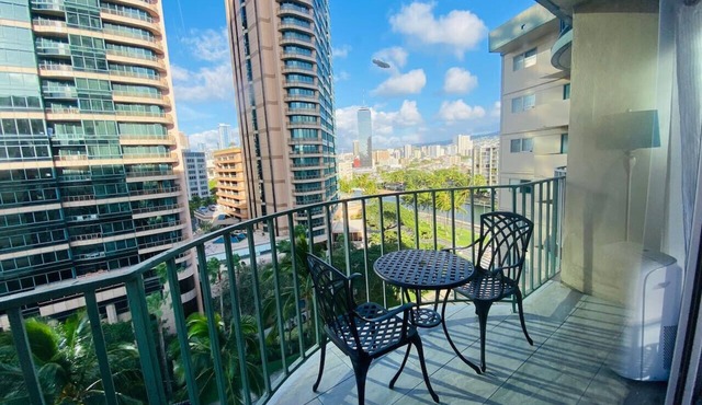Waikiki 2 Bedroom Condo