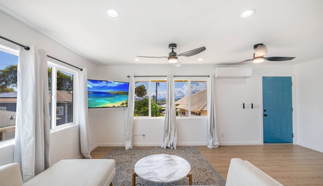 Waikiki and Diamond Head Views with Stunning 5Bed/4Bath