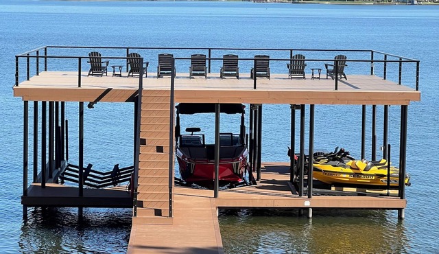 WAITING FOR YOU! BRAND NEW WATERFRONT LUXURY W/PARTY DOCK!