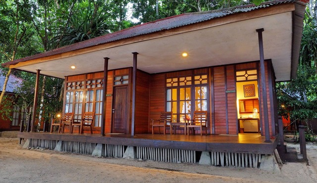 Waiwo Dive Resort