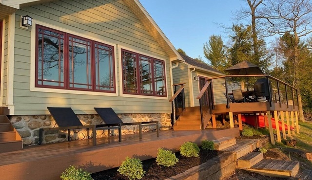 WAKE & LAKE Cottage - All Season SAUNA