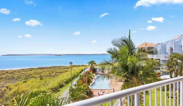 Wake to the Waves – 182B Studio Oceanfront Apartment