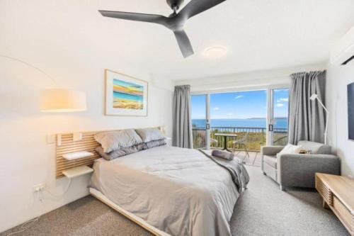 Wake to the Waves - Oceanfront Apartments