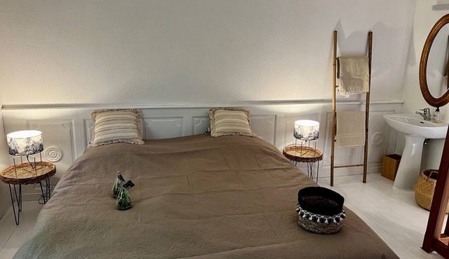 Wake up between the vineyards in the Dordogne