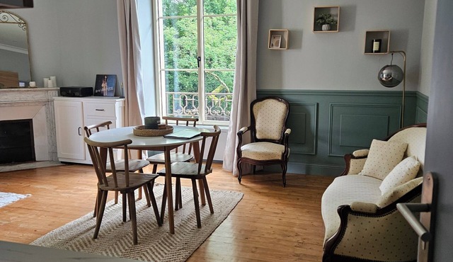 Wake up to a view of the park - a peaceful room in the château