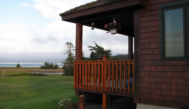 Wake Up to the World’s Highest Tides – A Private Fundy Beachfront Retreat