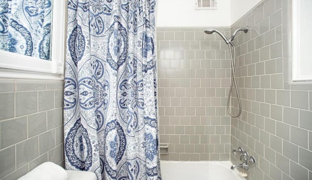 Wakefield Cottage by Lucky Savannah