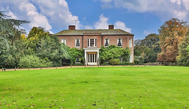 Walcot Hall by Interhome