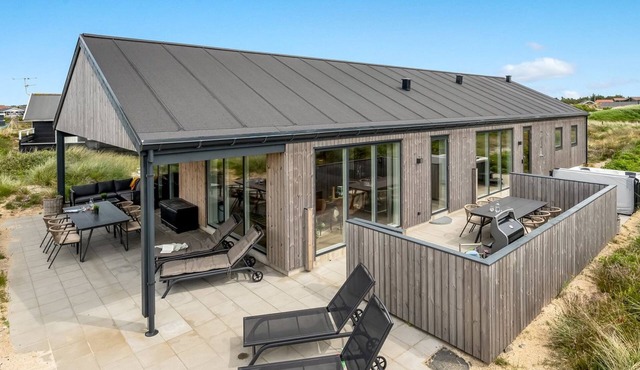 "Waldar" - from the sea by Interhome