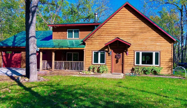 "Walden Pond" Adventure Amidst 44 Private Acres