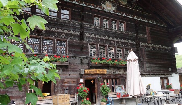 Waldhotel Doldenhorn